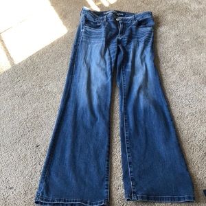 America Eagle Favorite Boyfriend Jeans.